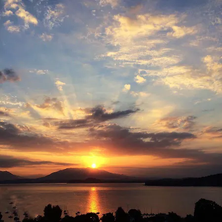 A Casa Dalla Tata Bed & Breakfast Meina